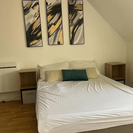 2p With Balcony Near The Beaches * Courseulles-sur-Mer